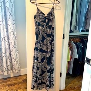 Pretty maxi length dress. Worn once.